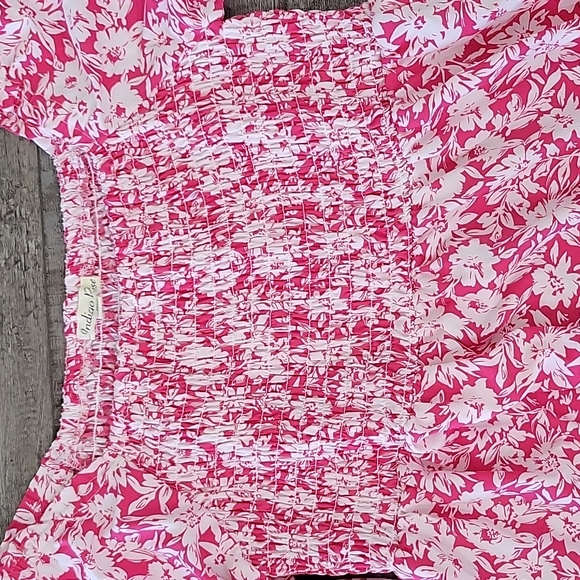 Women's Off The Shoulder Dress - Picture 3 of 6